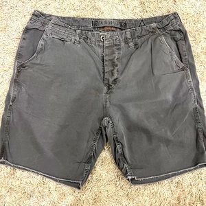 Paperbacks Chino Gray shorts
